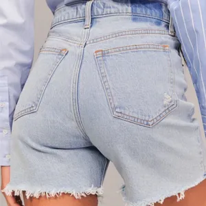 Abercrombie The Dad High Rise Jean Shorts thumbnail 4