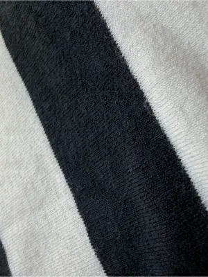 Banana Republic Women’s M Black Cream Striped Knit Top Short Sleeve thumbnail 5
