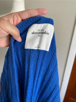 Abercrombie & Fitch Royal Blue Cable-Knit V-Neck Cardigan with Green Logo thumbnail 7