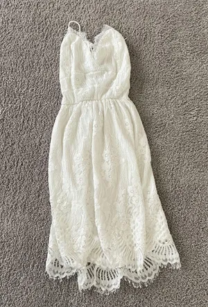 Lady black tie white grad dress thumbnail 5