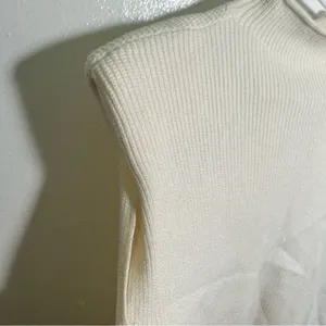 Fashion Women's Size Small Shoulder Pad Sleeveless Jumper Sweater Cream White thumbnail 6