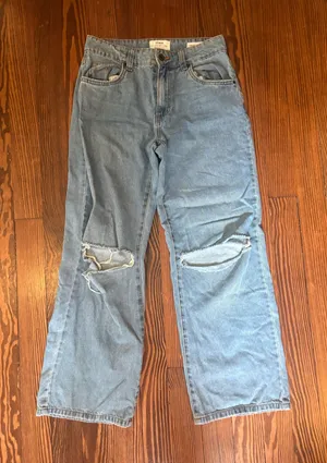 Ripped Cotton On Jeans Mom thumbnail 1