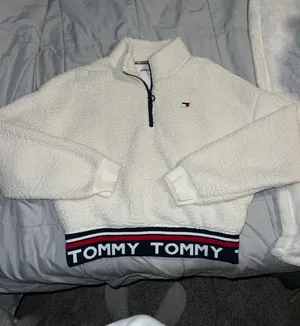 Tommy Hilfiger Sweatshirt thumbnail 1