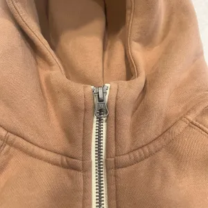 Vuori Women's Restore Half Zip Hoodie dark beige/tan color size M women thumbnail 6