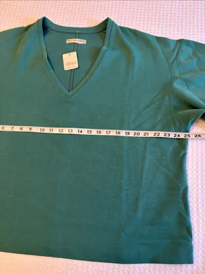NEW! We the Free People TELL ME WHY TEE Green V-Neck Relaxed Boxy Pullover M thumbnail 11
