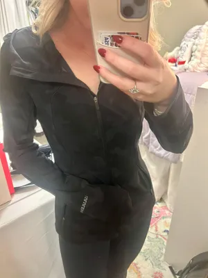 Lululemon Define Jacket thumbnail 1