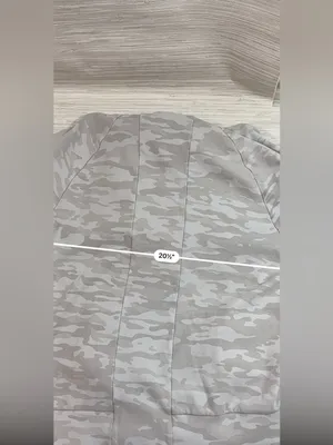 ALPHALETE MEDIUM ? ✨ adult camo hoodie with pockets gray great condition thumbnail 5