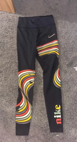 pants thumbnail 1