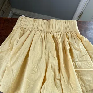 Free People butter Yellow Bubble Mini Skort SP thumbnail 4