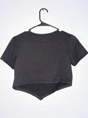 Social Culture Black 'California 1970' Graphic Pointed-Hem Crop Top thumbnail 2