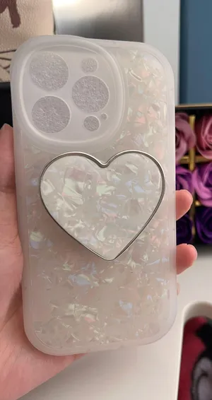 iphone 16 pro max Heart Case thumbnail 2