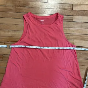 Old Navy Tank Top thumbnail 8