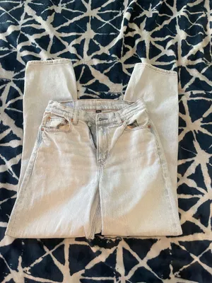 American Eagle Jeans thumbnail 1