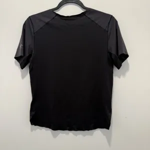 Arc’teryx NORVAN CREW NECK SHIRT SS WOMEN'S - BLACK Size XS Tp thumbnail 9
