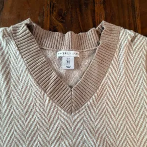 Sincerely Jules Tan Herringbone V-Neck Sweater Vest ST20130 Small thumbnail 7