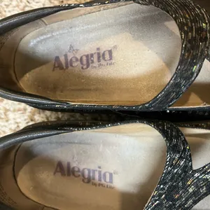 ALEGRIA DAYNA leopard stripes Mary Jane’s SZ 39 metallic NUBUCK— very clean thumbnail 14