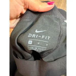 Nike Pro metallic gold and black logo leggings thumbnail 3
