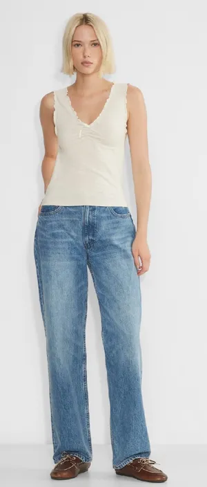 Aritzia Tank Top thumbnail 1