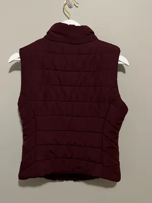 Aeropostale Women's Burgundy Quilted Puffer Vest thumbnail 2