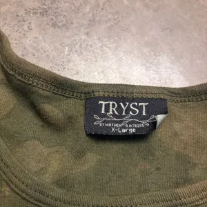 Tryst Retro Y2K Skater Olive Green Camo MallGoth Printed Shirt Womens XL thumbnail 2