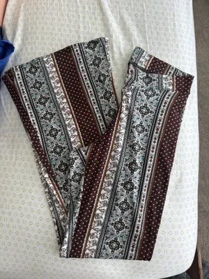 Windsor Paisley Knit Flare Pants thumbnail 3
