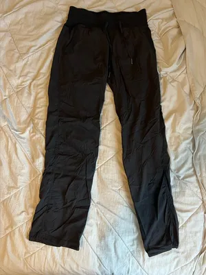 Women’s Lululemon Jogger Pants thumbnail 1
