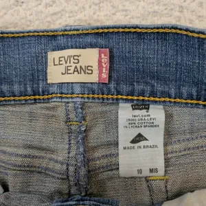 Levis Womens Medium Wash Denim Mini Skirt Raw Hem Blue Size 10‎ MIS thumbnail 4