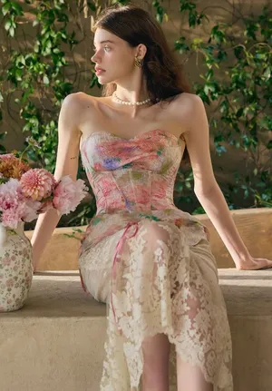 Lace made floral corset Multiple Size L thumbnail 1