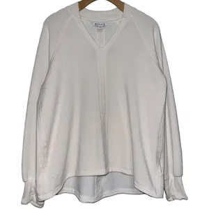 Athleta Women’s Size S Ivory Cream Cozy Soft Rise V-Neck Sweatshirt thumbnail 2
