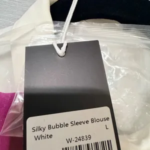 Novella White Silky Bubble Sleeve Blouse W-24839 Large NWT thumbnail 5