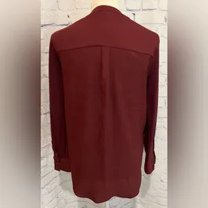 Loft Ann Taylor burgundy shirt with button cuff sleeves size medium thumbnail 4