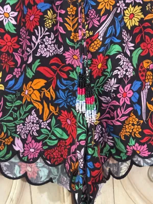 FARM Rio Tropical Garden Floral Shorts | Scallop Hem Size Medium🌺 thumbnail 8