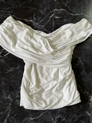 Abercrombie White Off-The-Shoulder Top thumbnail 2