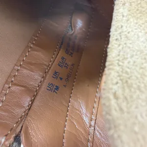 Franco Sarto Shellson Ankle Boot Tan Suede Pointed Toe Women 7M Size 7 thumbnail 8