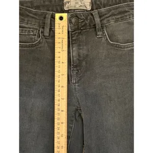 Free People Washed Black Low Rise Flared Jeans Raw Hem‎ Cropped Size 24 Slim Fit thumbnail 8