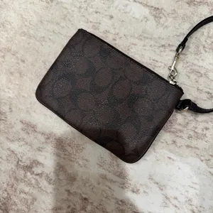 Coach Wristlet thumbnail 2