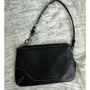 y2k COACH Leatherware Black Wristlet thumbnail 2