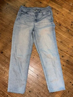 American Eagle light wash distressed relaxed mom jeans thumbnail 1
