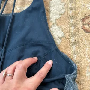 Lululemon tank thumbnail 3