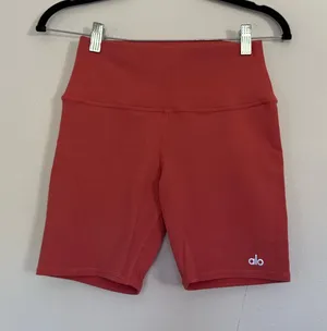 Alo Biker Shorts thumbnail 1