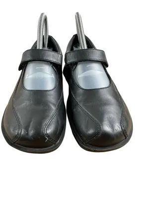 Simple Mary Jane Shoes Size 8 Black Faux Leather Blend Womens thumbnail 4