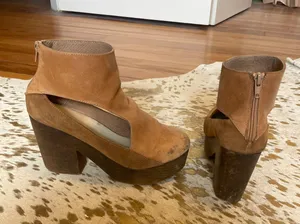 Free People Clog Tan Booties thumbnail 2