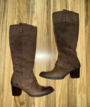 Born Women's 6.5‎ Brown Boots Leather Side Zip Knee High Studded Heel thumbnail 1