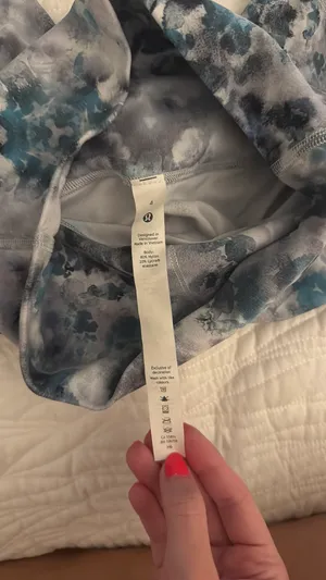 lululemon 7’ biker shorts thumbnail 4