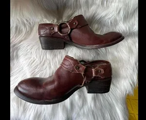 Frye Stylish Brown Leather Heeled Clogs with Buckle Detail size 7 thumbnail 4