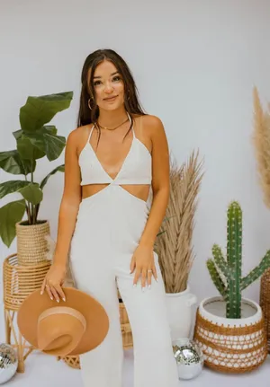Boutique Jumpsuit Size M thumbnail 1
