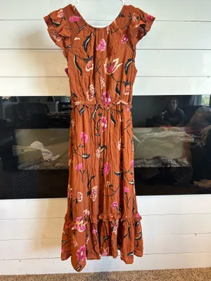 Universal Threads Rust and Pink Floral Midi Dress w/ pockets thumbnail 3