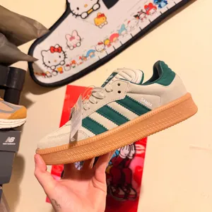 Adidas Kids samba XLG J brand new with box tags thumbnail 3