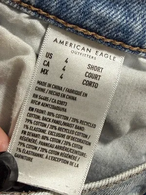 American Eagle size 4 short strigid light denim distressed jeans preppy casual thumbnail 9