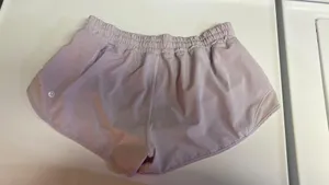 Lululemon Hotty Hot Short 2.5” thumbnail 4